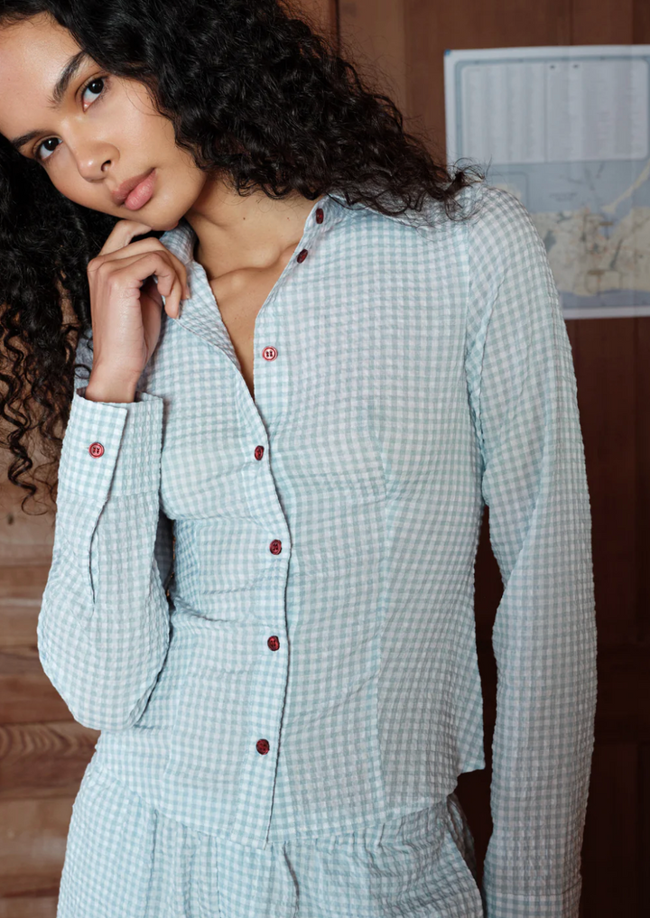 Dairy Boy Oyster Button-Up in Faded Blue Gingham - Size S